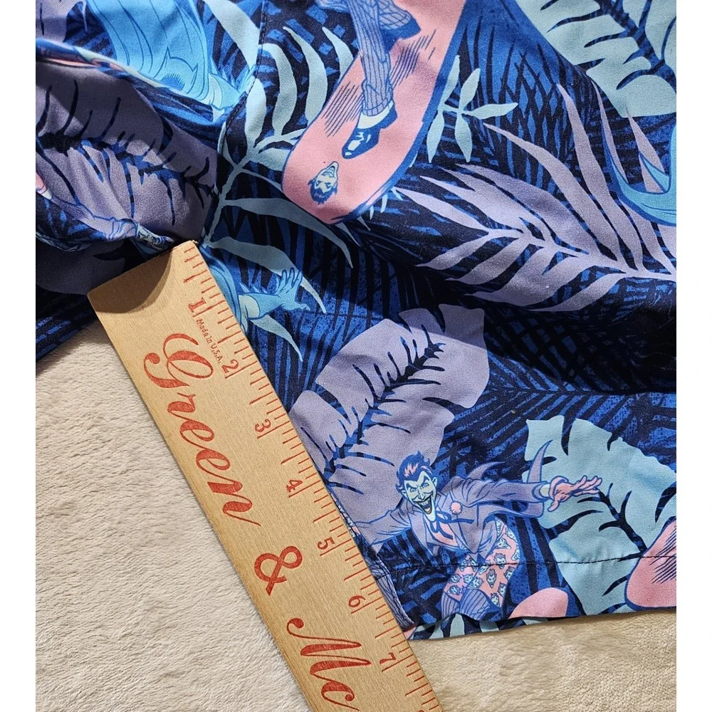 Batman Surf Swim Trunks Mens XL Tropical Joker Board‎ Shorts DC Comics Beach